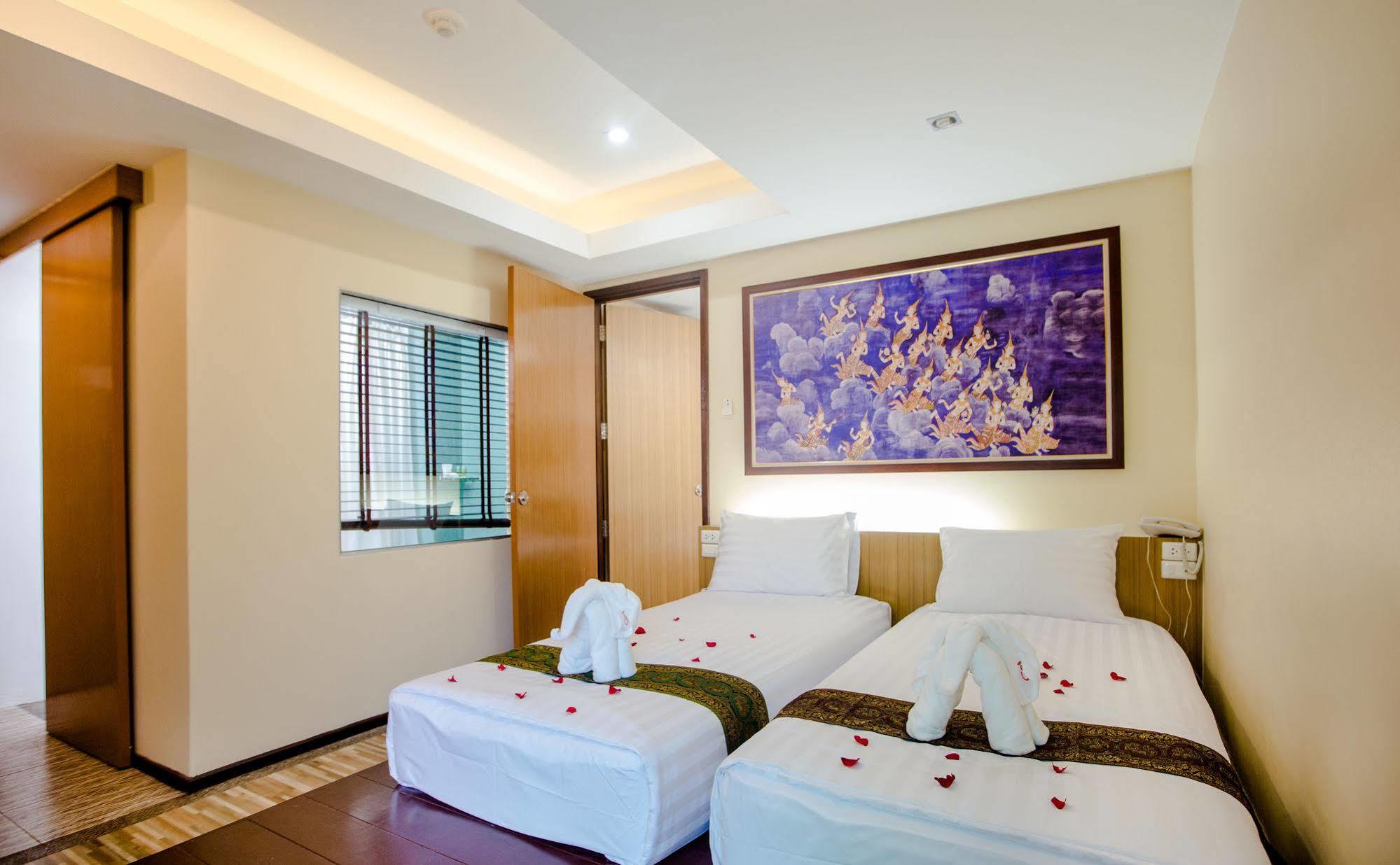 Patong Landmark Hotel Exterior photo